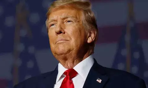 इसीलिए भारत को रूस से तेल खरीदने की इजाज़त है: Donald Trump इसीलिए भारत को रूस से तेल खरीदने की इजाज़त है: Donald Trump