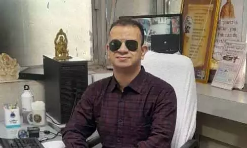 हाजिन के दृष्टिबाधित युवक और JKAS अधिकारी ने UPSC परीक्षा पास की