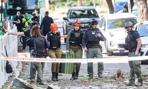 इजरायली सेना का बड़ा बयान, खामेनेई के हर उत्तराधिकारी का पीछा करेंगे इजरायली सेना का बड़ा बयान, खामेनेई के हर उत्तराधिकारी का पीछा करेंगे