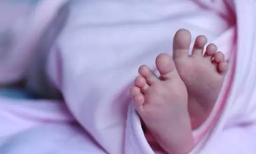 अंतरराष्ट्रीय महिला दिवस पर मानवता शर्मशार, बैग में मिली नवजात बच्ची