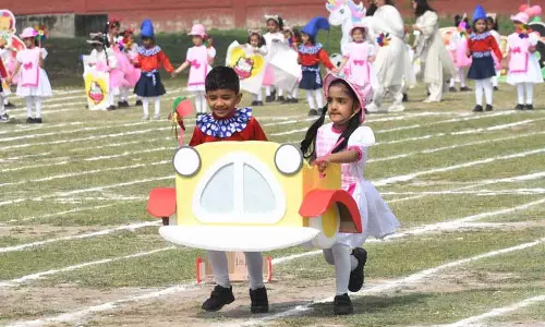 Chandigarh में सेक्रेड हार्ट स्कूल के ‘टूनाथॉन’ में नन्हे-मुन्ने बच्चों ने जलवा बिखेरा Chandigarh में सेक्रेड हार्ट स्कूल के ‘टूनाथॉन’ में नन्हे-मुन्ने बच्चों ने जलवा बिखेरा