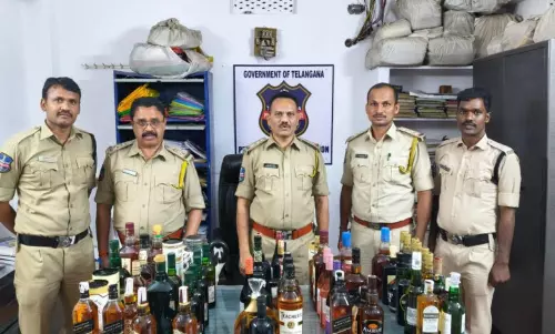 Hyderabad में आबकारी विभाग ने 78 अवैध शराब की बोतलें ज़ब्त कीं
