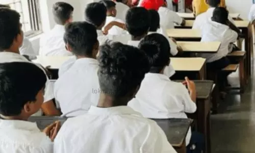 Classroom में तंबाकू और शराब मिलने से 7 स्टूडेंट्स की मौत