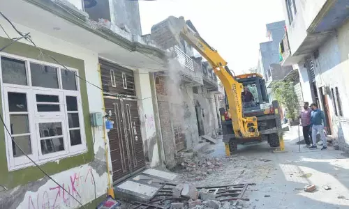 Amritsar: संदिग्ध ड्रग तस्कर की संपत्ति को नुकसान पहुंचाया गया