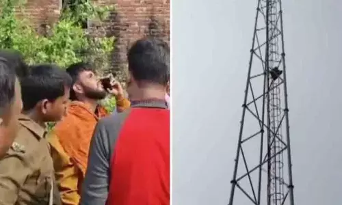 Bihar की महिला प्रेमी को छुड़ाने के लिए मोबाइल टावर पर चढ़ी