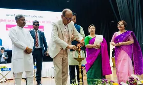 CM ने हिंसा से पीड़ित 3.5 लाख महिलाओं के लिए 350 करोड़ रुपए मदद की घोषणा की CM ने हिंसा से पीड़ित 3.5 लाख महिलाओं के लिए 350 करोड़ रुपए मदद की घोषणा की