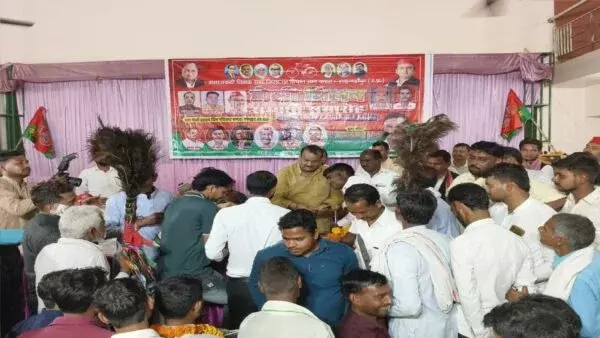 Shahjahanpur: समाजवादी शिक्षक सभा का होली मिलन संपन्न Shahjahanpur: समाजवादी शिक्षक सभा का होली मिलन संपन्न