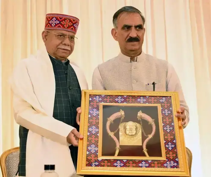 Shimla: शिव प्रताप शुक्ल को दी गई भावभीनी विदाई
