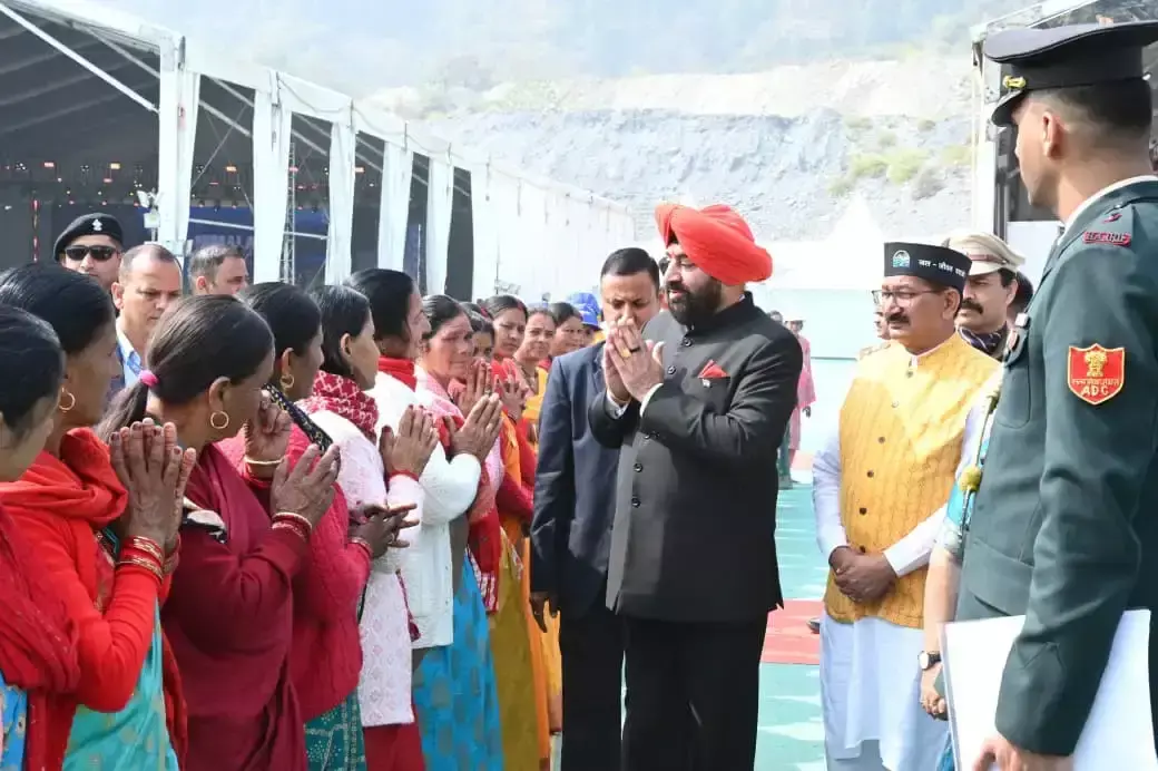 Dehradun: स्वाद और हुनर का टिहरी लेक फेस्टिवल में संगम Dehradun: स्वाद और हुनर का टिहरी लेक फेस्टिवल में संगम