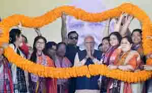 अंतरराष्ट्रीय महिला दिवस पर प्रधानमंत्री मोदी ने दीं नारी शक्ति को शुभकामनाएं अंतरराष्ट्रीय महिला दिवस पर प्रधानमंत्री मोदी ने दीं नारी शक्ति को शुभकामनाएं