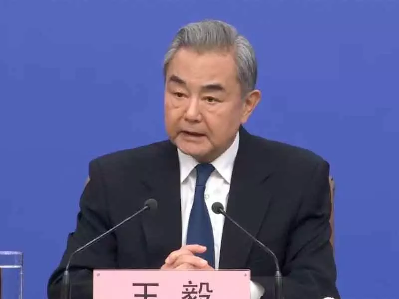 वांग यी ने पश्चिम एशिया संघर्ष के बीच भारत-China एकता का आह्वान किया वांग यी ने पश्चिम एशिया संघर्ष के बीच भारत-China एकता का आह्वान किया