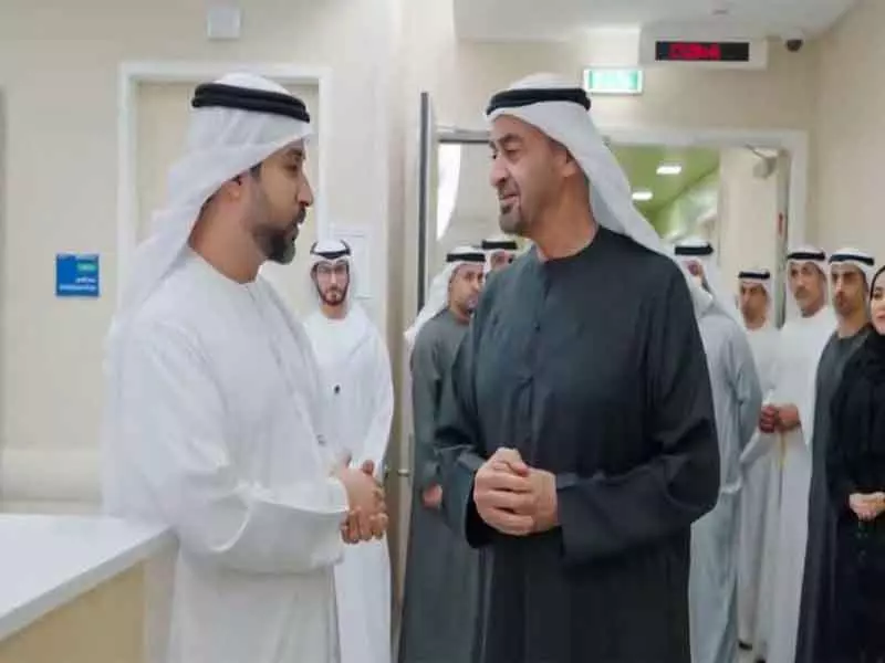 UAE के राष्ट्रपति ने पश्चिम एशिया तनाव के बीच घायल हुए लोगों से मुलाकात की UAE के राष्ट्रपति ने पश्चिम एशिया तनाव के बीच घायल हुए लोगों से मुलाकात की
