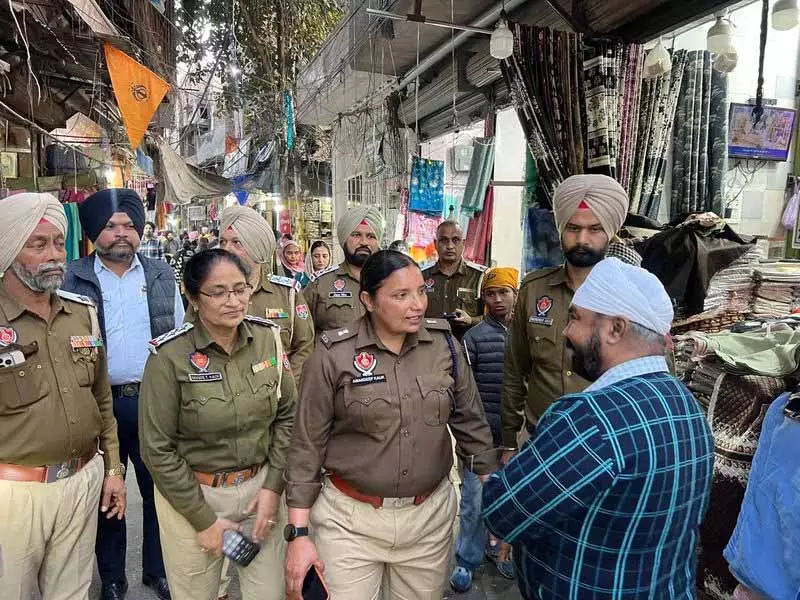 ‘लेडी सिंघम’ Amandeep Kaur ने महिलाओं को पुलिस फोर्स में शामिल होने के लिए प्रेरित किया ‘लेडी सिंघम’ Amandeep Kaur ने महिलाओं को पुलिस फोर्स में शामिल होने के लिए प्रेरित किया