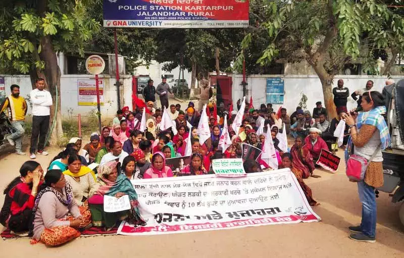 Mehatpur सरपंच पर ड्रग तस्करों के हमले का मामला Mehatpur सरपंच पर ड्रग तस्करों के हमले का मामला