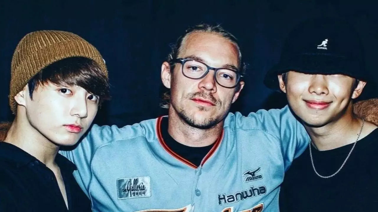 Diplo का कहना है कि BTS ने वापसी के लिए टिपिकल पॉप साउंड को रिजेक्ट कर दिया Diplo का कहना है कि BTS ने वापसी के लिए टिपिकल पॉप साउंड को रिजेक्ट कर दिया