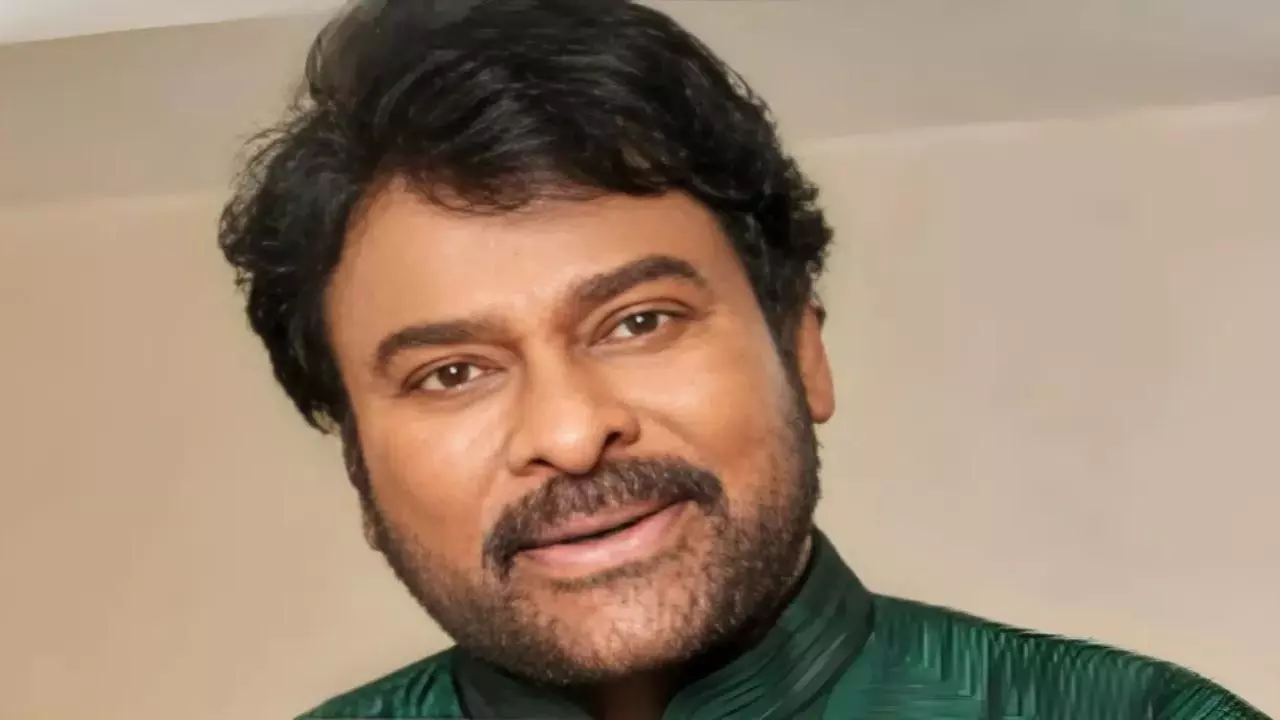Chiranjeevi को प्रतिष्ठित NTR नेशनल फिल्म अवॉर्ड से सम्मानित किया गया Chiranjeevi को प्रतिष्ठित NTR नेशनल फिल्म अवॉर्ड से सम्मानित किया गया