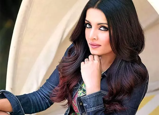 Celina Jaitly ने अपनी शादी टूटने और अपने लापता भाई के लिए लड़ने के बारे में बताया Celina Jaitly ने अपनी शादी टूटने और अपने लापता भाई के लिए लड़ने के बारे में बताया
