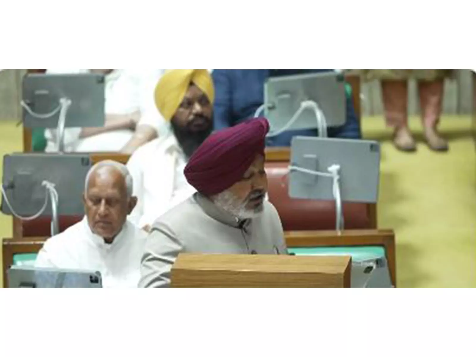 Punjab के मंत्री हरपाल सिंह चीमा ने कहा कि लोगों से किए गए हर वादे को पूरा किया गया Punjab के मंत्री हरपाल सिंह चीमा ने कहा कि लोगों से किए गए हर वादे को पूरा किया गया