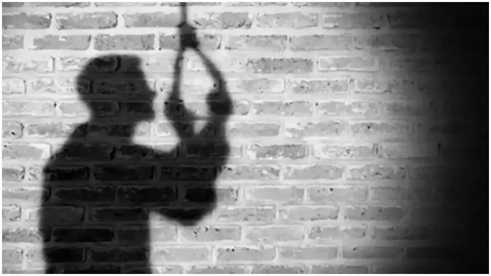 तंबाकू कारोबारी ने खत्म की जिंदगी, GST छापेमारी के बाद तनाव में थे तंबाकू कारोबारी ने खत्म की जिंदगी, GST छापेमारी के बाद तनाव में थे