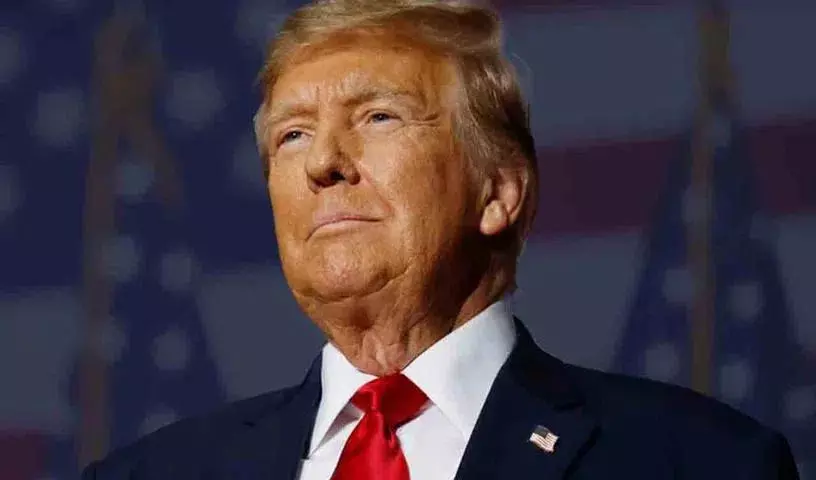 इसीलिए भारत को रूस से तेल खरीदने की इजाज़त है: Donald Trump इसीलिए भारत को रूस से तेल खरीदने की इजाज़त है: Donald Trump