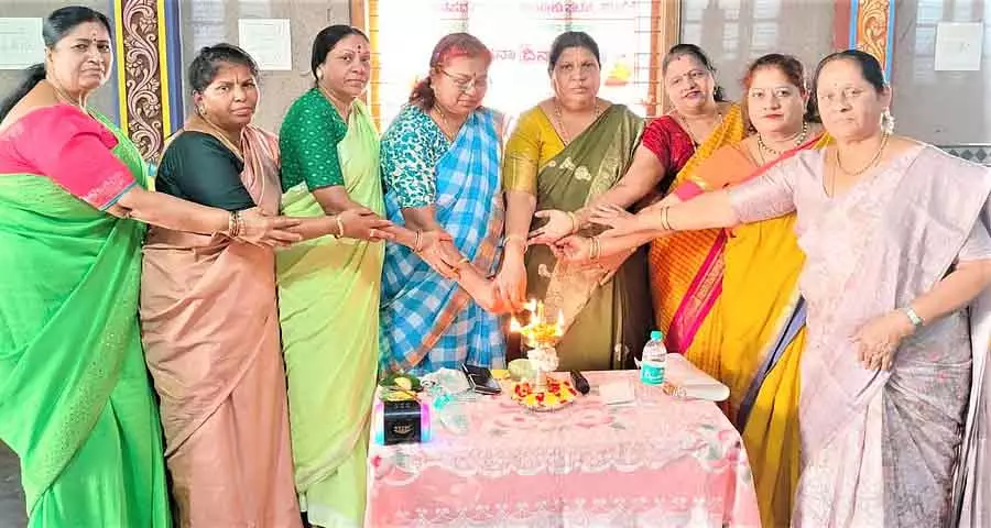 लोक साहित्य और संस्कृति की सुरक्षा सबकी ज़िम्मेदारी है - Somashekaraiah लोक साहित्य और संस्कृति की सुरक्षा सबकी ज़िम्मेदारी है - Somashekaraiah
