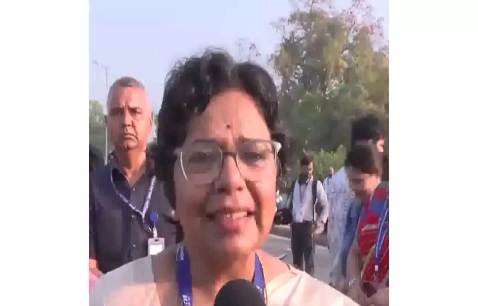 NCW चीफ ने इंटरनेशनल महिला दिवस की शुभकामनाएं दीं, शक्ति वॉक पहल की तारीफ की NCW चीफ ने इंटरनेशनल महिला दिवस की शुभकामनाएं दीं, शक्ति वॉक पहल की तारीफ की