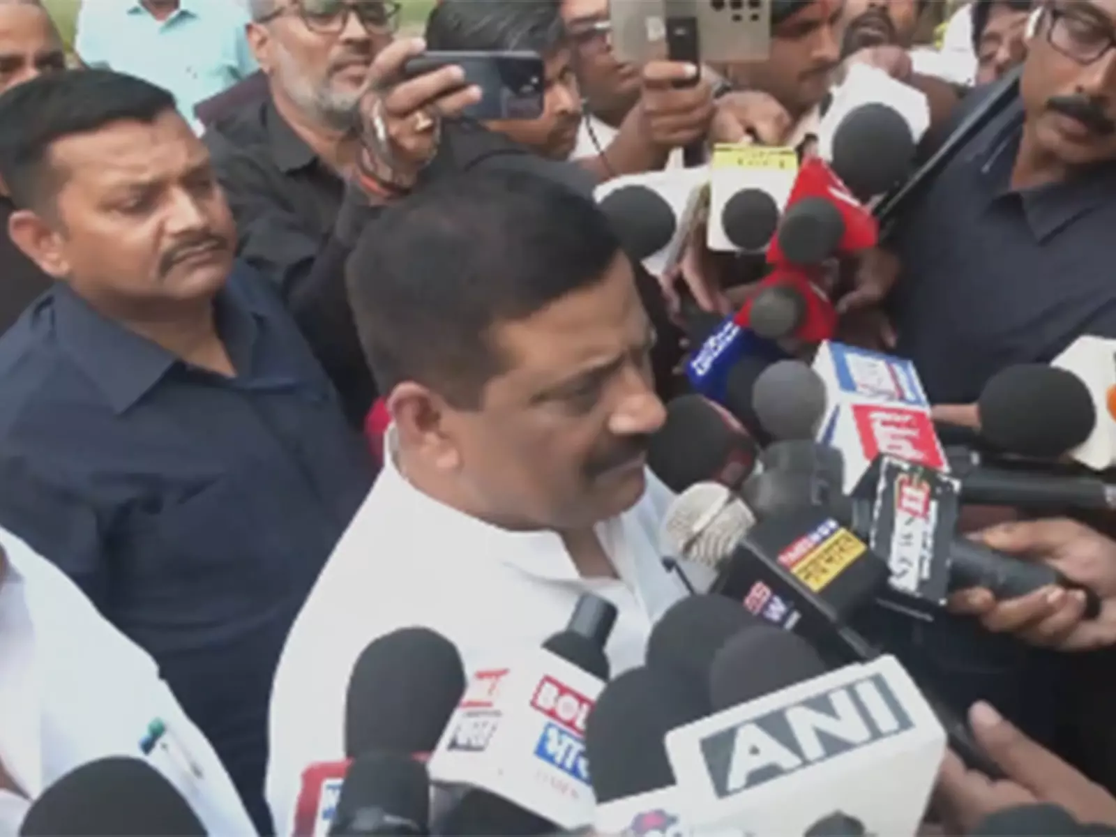 निशांत कुमार 8 मार्च को दोपहर 1 बजे JDU में शामिल होंगे: संजय झा निशांत कुमार 8 मार्च को दोपहर 1 बजे JDU में शामिल होंगे: संजय झा