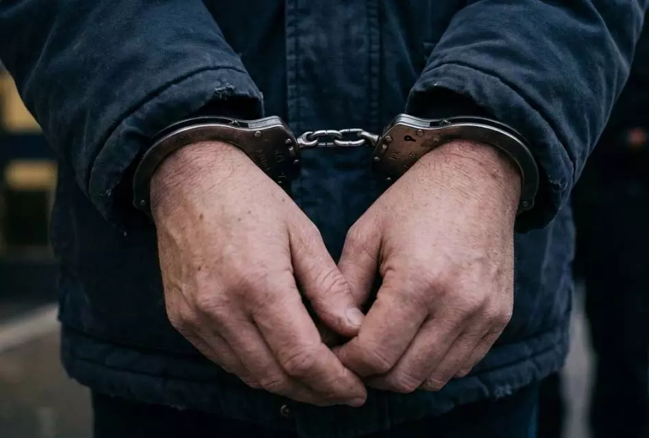 Snatching: पुलिस ने युवती से मोबाइल छीनकर भाग रहे युवक को पकड़ा Snatching: पुलिस ने युवती से मोबाइल छीनकर भाग रहे युवक को पकड़ा