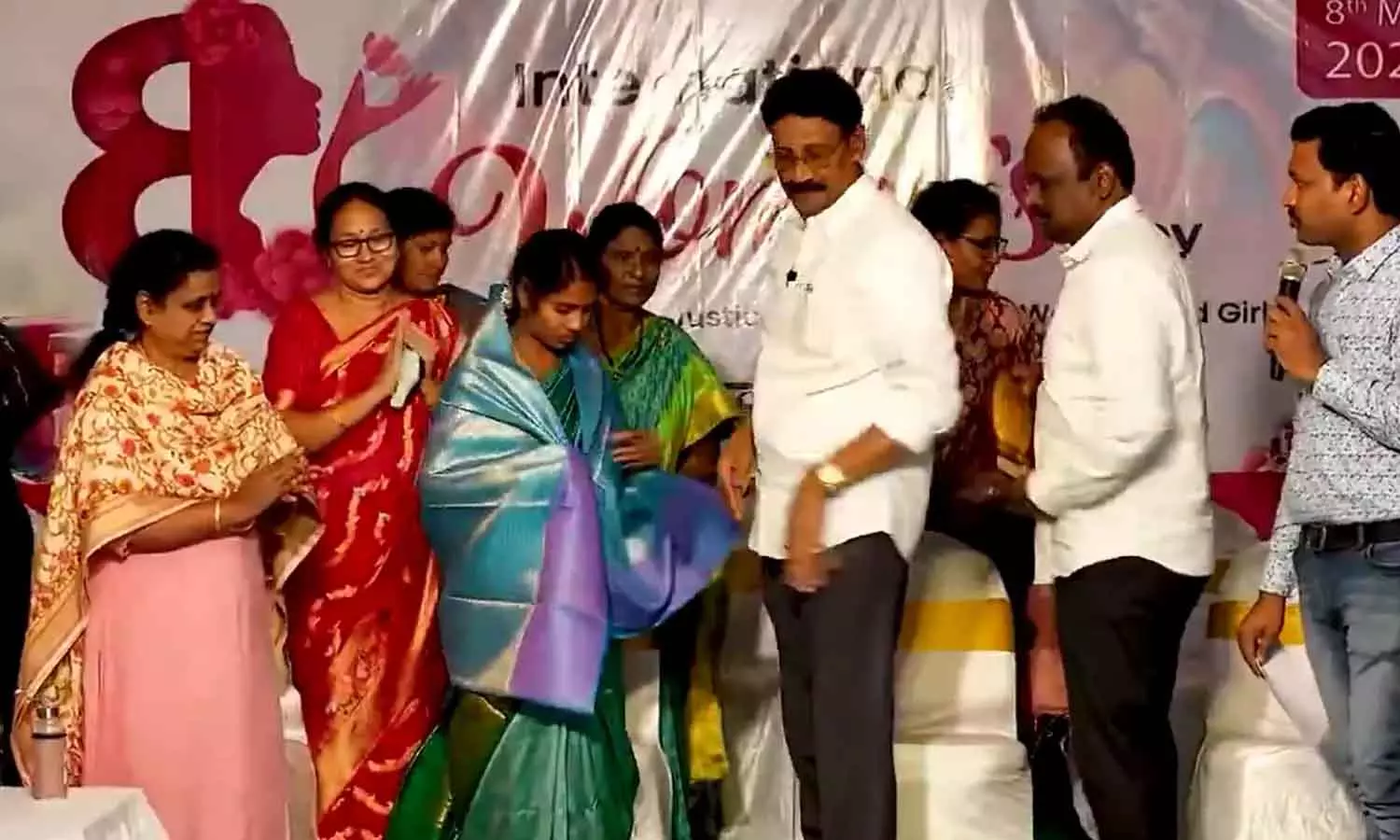 Vijayawada में इंटरनेशनल विमेंस डे पर हेल्थ और एम्पावरमेंट प्रोग्राम Vijayawada में इंटरनेशनल विमेंस डे पर हेल्थ और एम्पावरमेंट प्रोग्राम