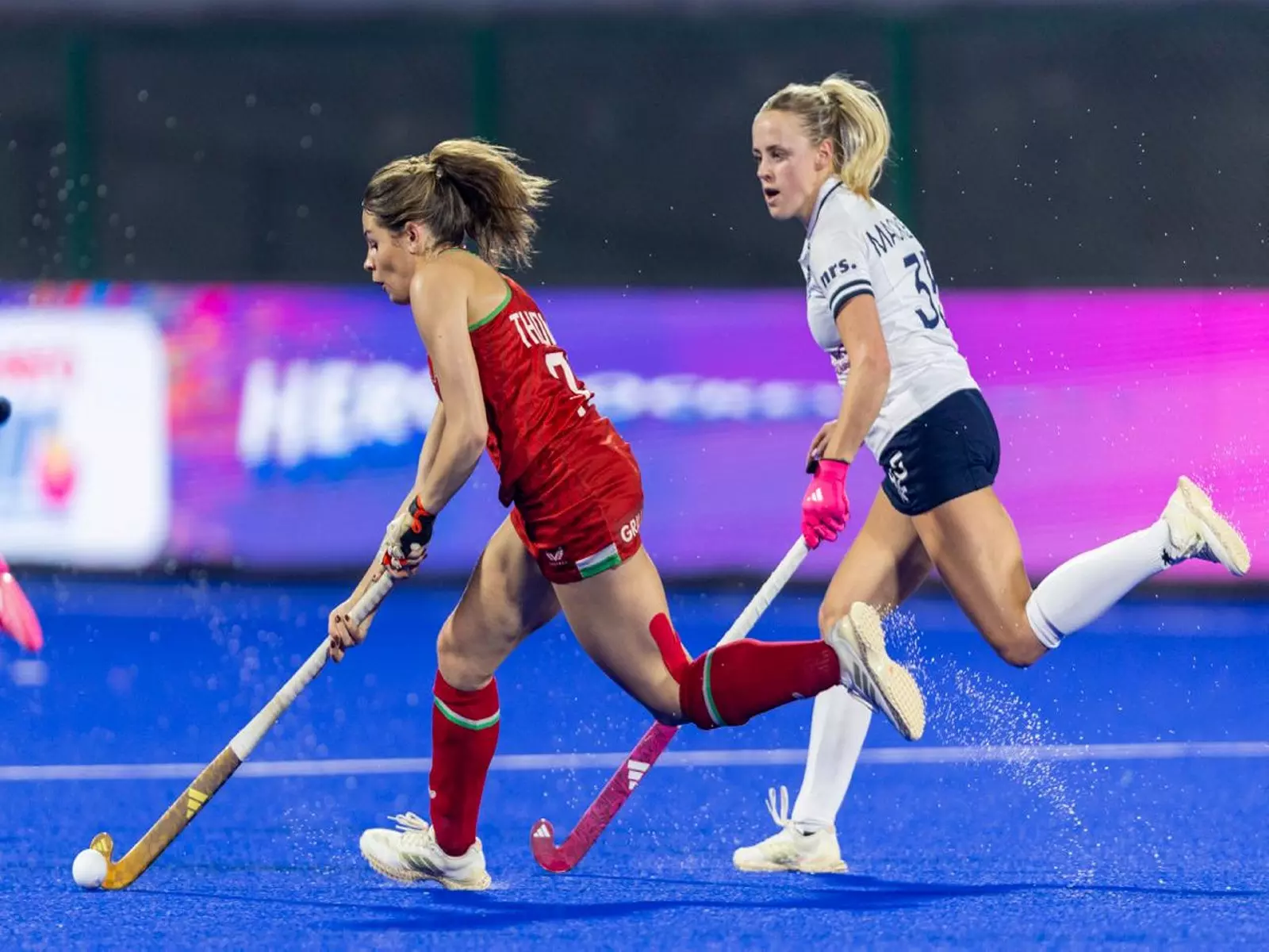 FIH हॉकी वर्ल्ड कप क्वालिफायर में स्कॉटलैंड ने वेल्स को 1-0 से हराया FIH हॉकी वर्ल्ड कप क्वालिफायर में स्कॉटलैंड ने वेल्स को 1-0 से हराया