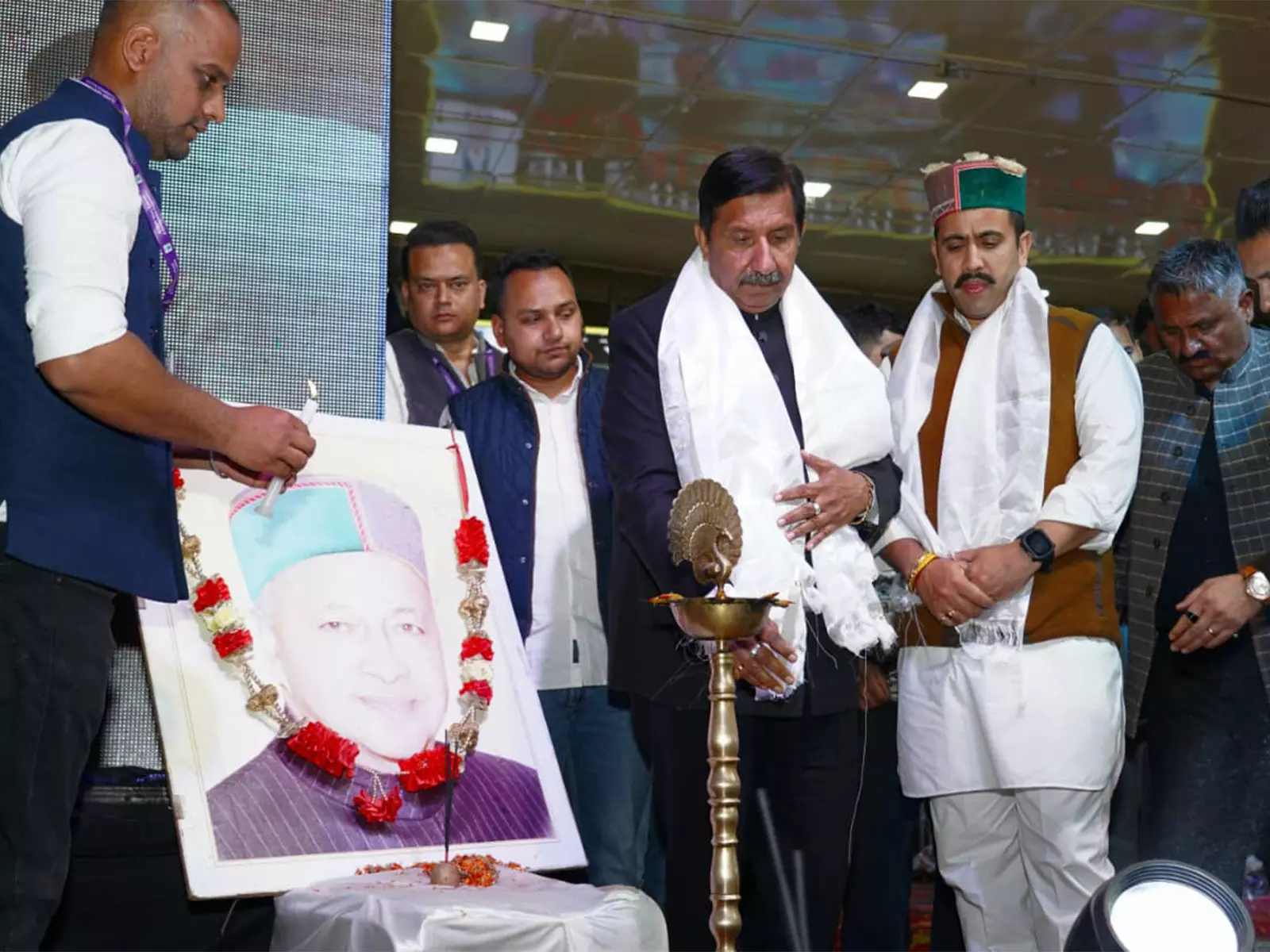 Himachal के डिप्टी सीएम अग्निहोत्री बुशहर कार्निवल के समापन समारोह में शामिल हुए Himachal के डिप्टी सीएम अग्निहोत्री बुशहर कार्निवल के समापन समारोह में शामिल हुए