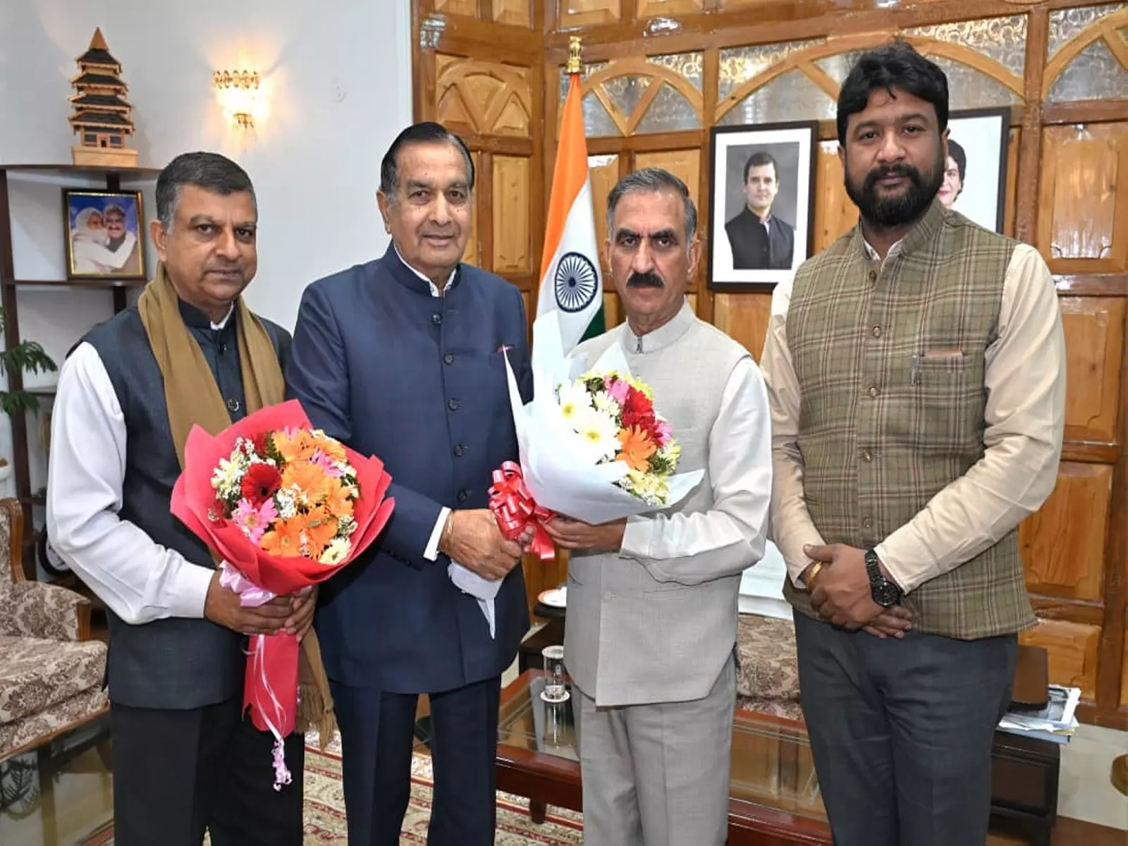 हिमाचल के CM सुखू ने SC कमीशन से मिलकर वेलफेयर पहल पर चर्चा की हिमाचल के CM सुखू ने SC कमीशन से मिलकर वेलफेयर पहल पर चर्चा की