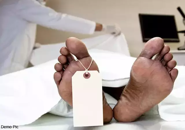 Tarn Taran: तबीयत बिगड़ने के बाद अस्पताल पहुंचे दो बच्चे, तरनतारन में इलाज के दौरान मौत Tarn Taran: तबीयत बिगड़ने के बाद अस्पताल पहुंचे दो बच्चे, तरनतारन में इलाज के दौरान मौत