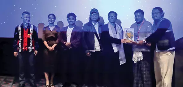 अरुणाचल फिल्म फेस्टिवल खचाखच भरी स्क्रीनिंग और अवॉर्ड्स के साथ खत्म हुआ अरुणाचल फिल्म फेस्टिवल खचाखच भरी स्क्रीनिंग और अवॉर्ड्स के साथ खत्म हुआ