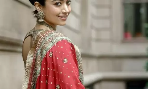 तुम जैसी हो, वैसी ही काफी हो... विमेंस डे पर रश्मिका मंदाना ने महिलाओं को दिया खास मैसेज