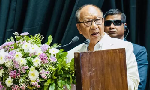 मणिपुर: मुख्यमंत्री ने हिंसा से पीड़ित 3.5 लाख महिलाओं के लिए 350 करोड़ रुपए मदद की घोषणा की मणिपुर: मुख्यमंत्री ने हिंसा से पीड़ित 3.5 लाख महिलाओं के लिए 350 करोड़ रुपए मदद की घोषणा की