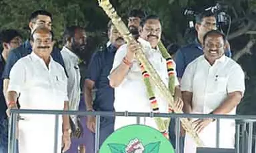 AIADMK को कोई नहीं निगल सकता: मुख्यमंत्री को एडप्पादी पलानीस्वामी का जवाब