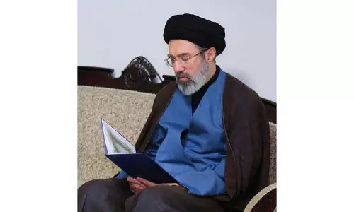 Iran ने अयातुल्ला अली खामेनेई के बेटे मोजतबा को नया सुप्रीम लीडर बनाया Iran ने अयातुल्ला अली खामेनेई के बेटे मोजतबा को नया सुप्रीम लीडर बनाया