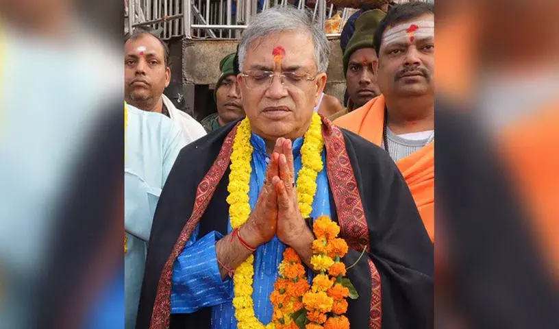 South Kolkata के कालीघाट मंदिर में पूजा के बाद CEC को लोगों के विरोध का सामना करना पड़ा