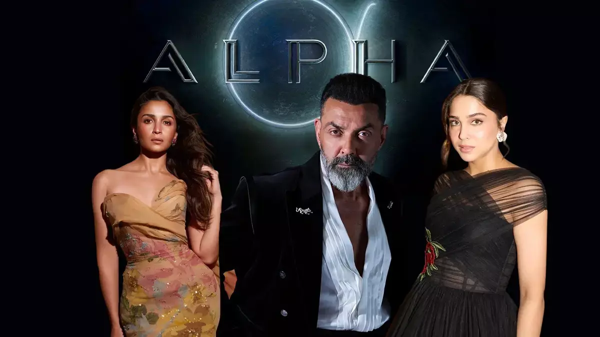 In Theatres Only: YRF ने Alpha के OTT रिलीज़ की अफ़वाह पर साफ़ किया रिकॉर्ड