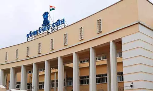 Bhubaneswar: विधानसभा सत्र का दूसरा चरण आज फिर शुरू, कानून-व्यवस्था और धान खरीद टॉप एजेंडा पर Bhubaneswar: विधानसभा सत्र का दूसरा चरण आज फिर शुरू, कानून-व्यवस्था और धान खरीद टॉप एजेंडा पर