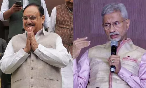 J.P. Nadda ने विदेश मंत्री जयशंकर के बयान के दौरान विपक्ष के वॉकआउट की आलोचना की J.P. Nadda ने विदेश मंत्री जयशंकर के बयान के दौरान विपक्ष के वॉकआउट की आलोचना की