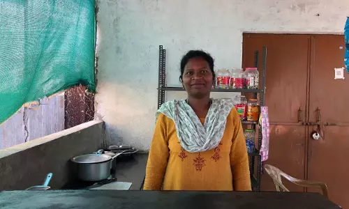 स्वरोजगार से सशक्त हो रही ग्रामीण महिलाएं