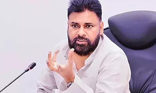महिलाएं शक्ति का प्रतीक हैं: Pawan Kalyan महिलाएं शक्ति का प्रतीक हैं: Pawan Kalyan