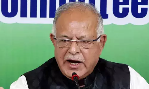Jammu में कांग्रेस का प्रदर्शन, पीएम मोदी के इस्तीफे की मांग