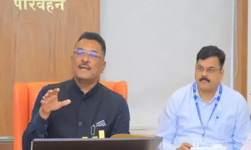 राज्य ने ट्रैफिक से निपटने के लिए नए ऑटो परमिट रोके: Pratap Sarnaik राज्य ने ट्रैफिक से निपटने के लिए नए ऑटो परमिट रोके: Pratap Sarnaik