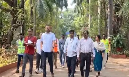 तेलंगाना: GHMC के आयुक्त कर्णन ने इंदिरा पार्क का औचक निरीक्षण किया