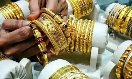 मिडिल ईस्ट में तनाव से मार्केट में उतार-चढ़ाव, सोने में इस हफ़्ते उतार-चढ़ाव की उम्मीद: Analyst