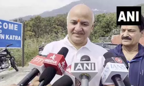 बरी होने पर मनीष सिसोदिया बोले- माता रानी के चरणों में समर्पण ही मेरी ताकत बरी होने पर मनीष सिसोदिया बोले- माता रानी के चरणों में समर्पण ही मेरी ताकत