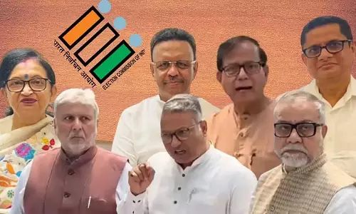 All-Party Meeting: तृणमूल, भाजपा, सीपीएम से वोटों के दौर पर सवाल All-Party Meeting: तृणमूल, भाजपा, सीपीएम से वोटों के दौर पर सवाल